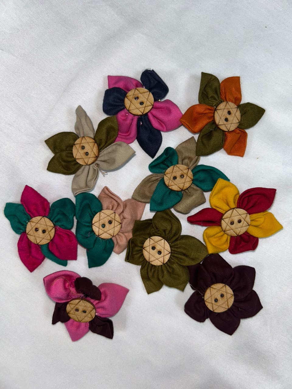 Flower Brooches (set of 10)